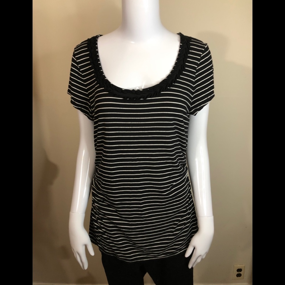 WHBM Short Sleeve Black and White Top L
